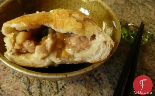 Sopa Cremosa De Feijão Com Mergulhadores De Taquito