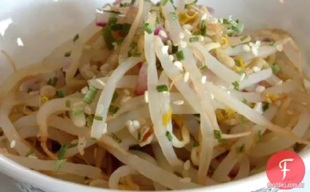 Brotos De Feijão Coreano