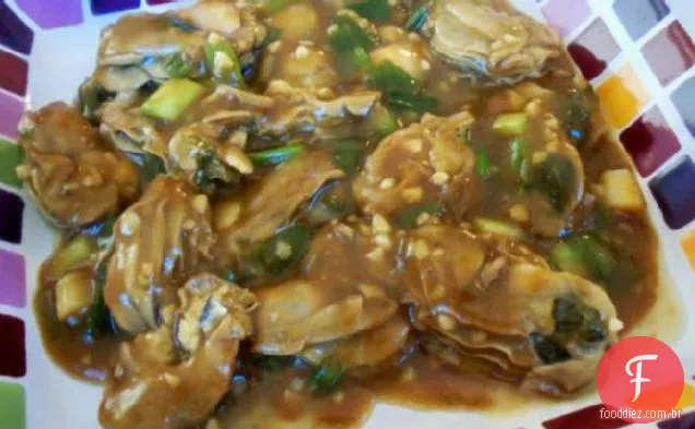 Mexa ostras fritas com alho