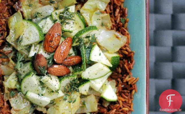 Arroz Vermelho Camargue Com Repolho E Courgettes