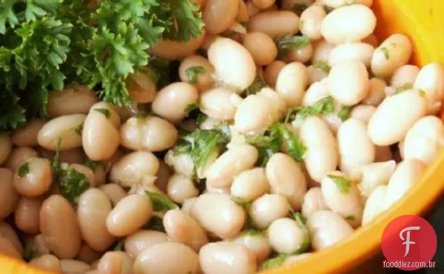 Salada De Feijão Cannellini Refrescante