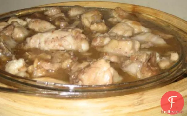 Frango Cozido No Vapor Com Limões Frescos (Sai Ling Mung Ching Gai)