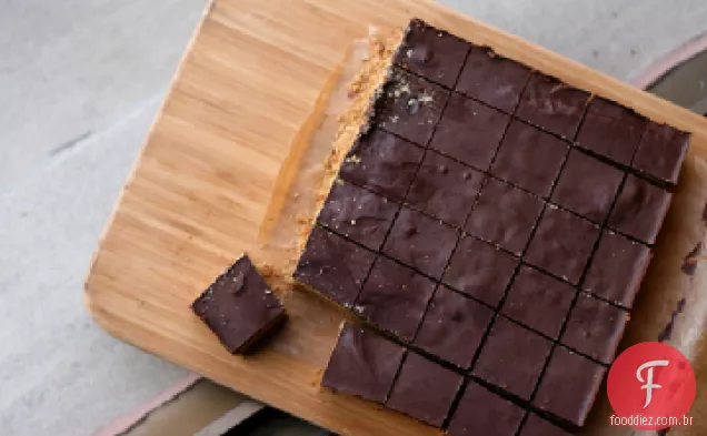 Barras De Manteiga De Amendoim Com Cobertura De Chocolate
