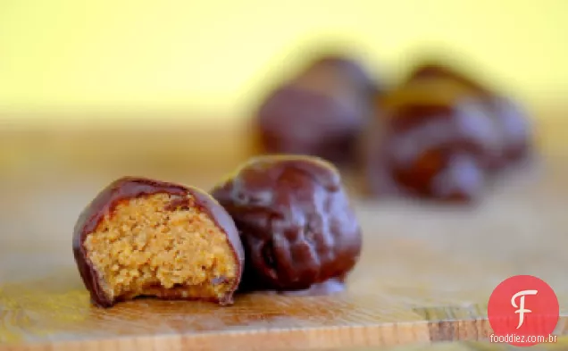 Bolas De Manteiga De Amendoim Vegan