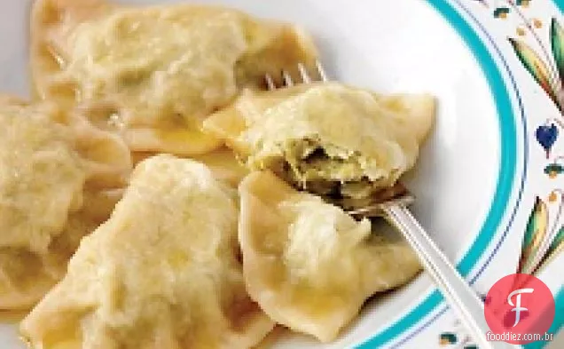 Pierogi Com Recheio De Repolho E Manteiga Clarificada