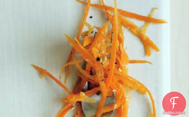 Salada De Cenoura De Gergelim