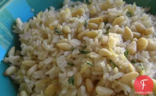 Pilaf De Arroz Com Pinhões