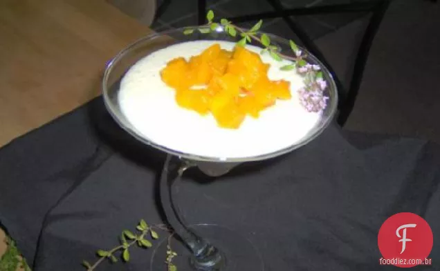 Manga Tailandesa Com Pudim De Arroz Cardamomo