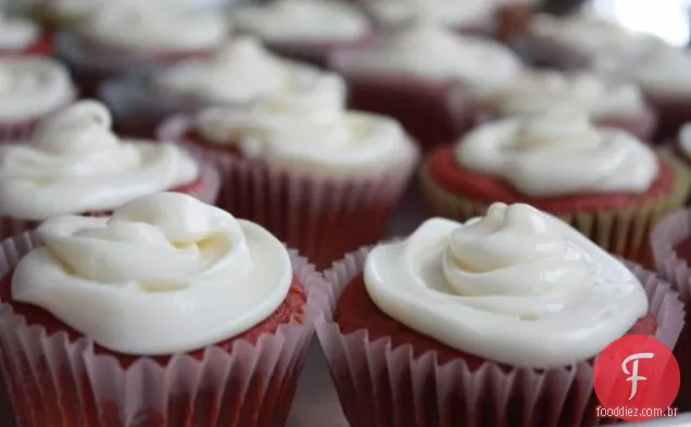 Bolo De Veludo Vermelho da Nana