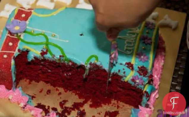 Bolo De Veludo Vermelho Extra Úmido