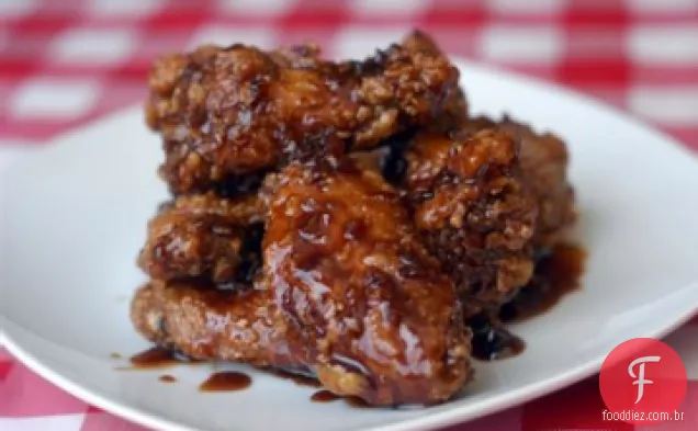 Asas de frango frito com mel