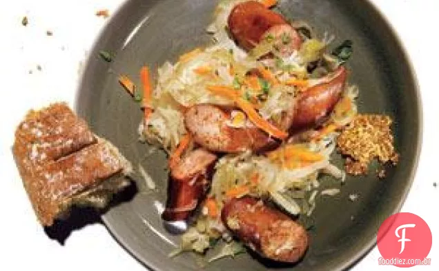 Salsicha Com Receita De Repolho De Cominho Picante
