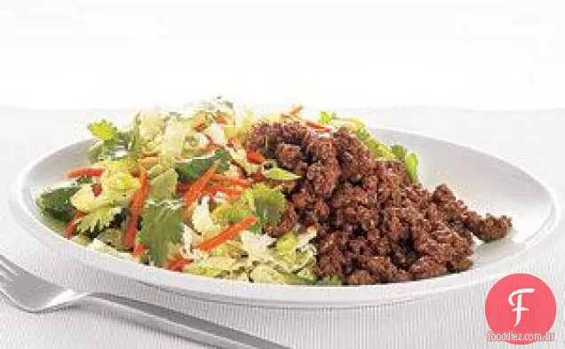 Salada Asiática De Carne E Repolho