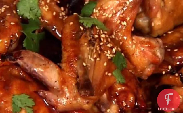 Asas De Frango Teriyaki Com Gergelim E Coentro
