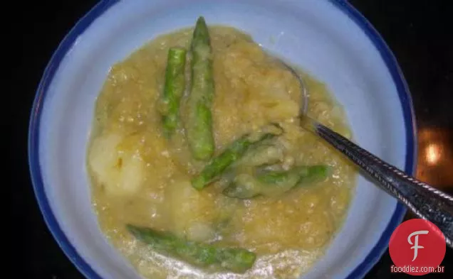 Rho's aspargos, sopa de alho-poró e batata