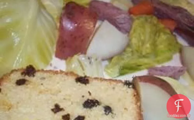 Carne enlatada e repolho