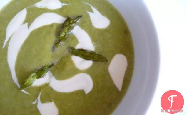 Sopa De Espargos Com Creme De Limão Fraiche
