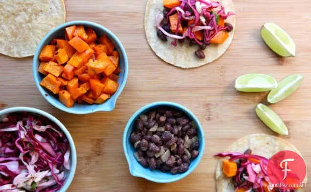 Tacos De Feijão Preto E Batata-Doce