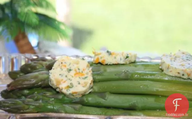 Espargos Com Manteiga De Gengibre E Laranja