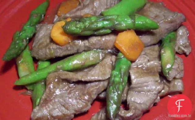 Carne Com Aspargos Frescos