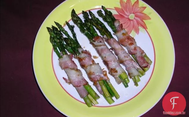 Espargos com Tofu e manteiga balsâmica