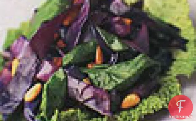 Repolho roxo e salada de espinafre quente