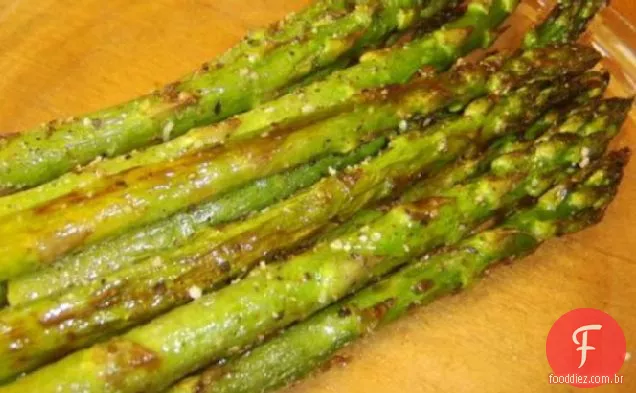 Espargos, assados no forno