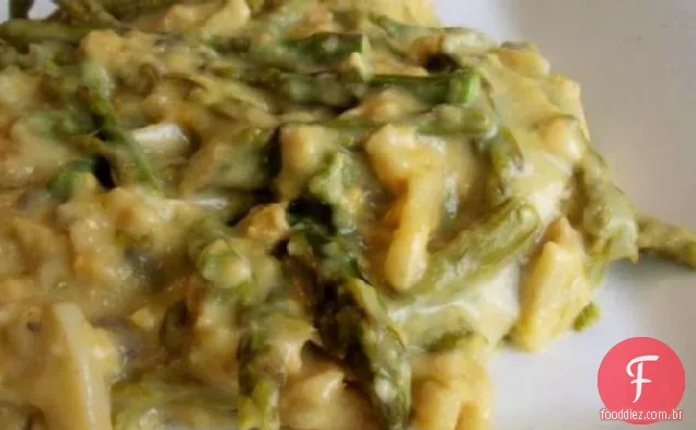 Espargos e queijo Crock Pot caçarola