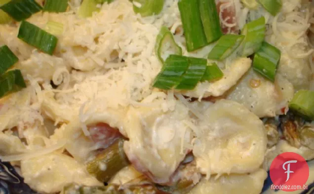 Queijo de cabra cremoso e aspargos Orecchiette
