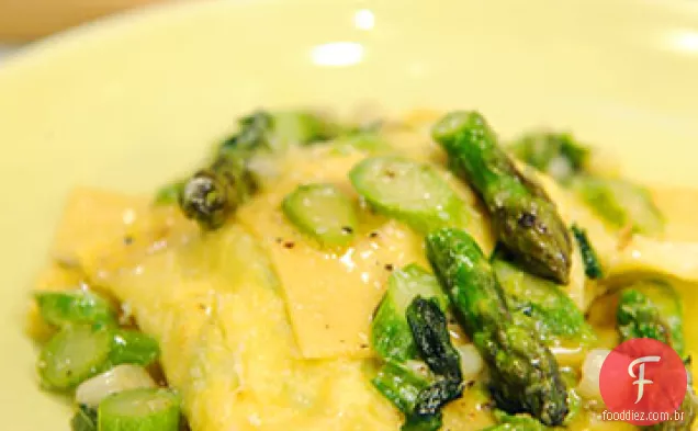 Espargos e Ravioli de ricota