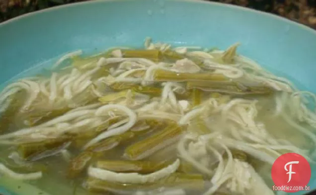 Sopa De Espargos De Galinha