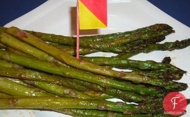 Espargos com Cerveja e molho de mel