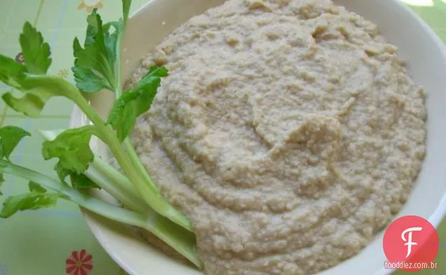 Sopa De Aipo-Rábano Canela Ceilão