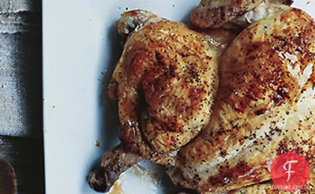 Frango recheado com ricota e ervas