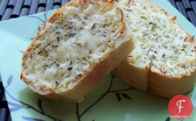 Pão de alho simples e saboroso