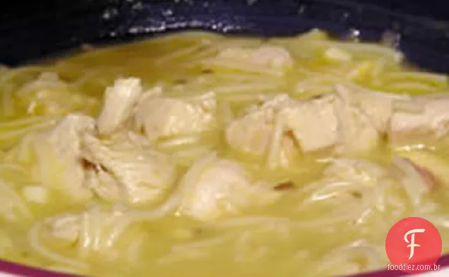 Sopa De Macarrão De Frango I