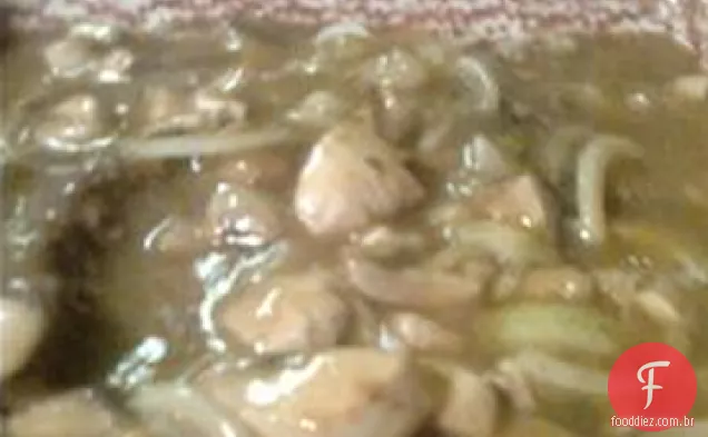Bife falso assado com molho