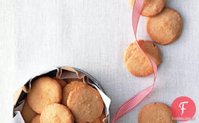 Savory Parmesão Shortbread Rounds