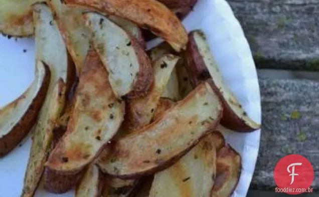 Fatias De Batata Temperadas Frescas No Forno