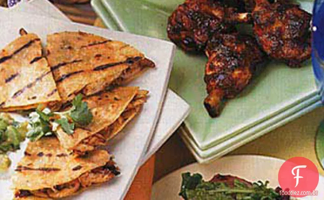 Drummettes de frango grelhado com molho de churrasco Ancho-cereja