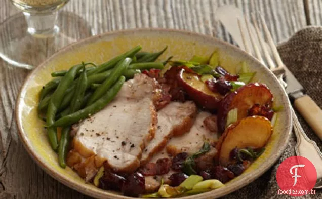 Lombo de porco com Chutney de maçã e Cranberry