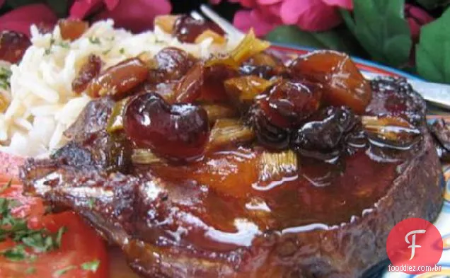 Costeletas de porco picantes com Cranberries para o pote de Barro!