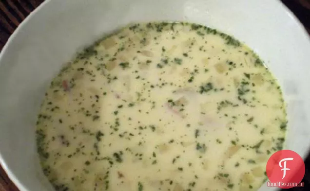 Sopa de alho-poró e batata