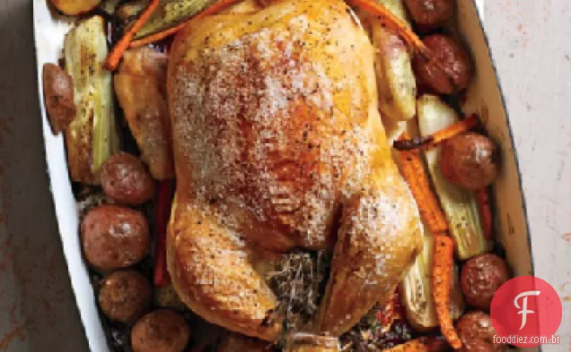 Frango Assado com ervas e legumes