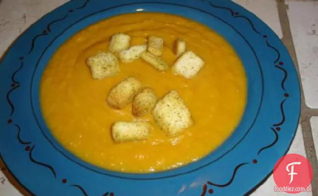 Creme de sopa de Batata Doce (Crema Di Papata Dolci e Gabretti)