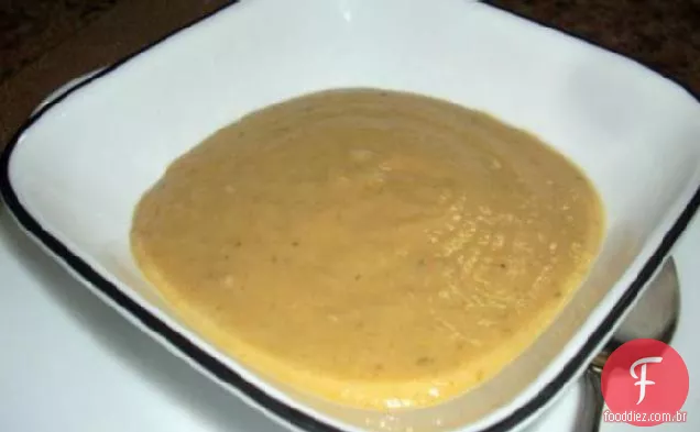 Crock Pot sopa de batata e alho-poró