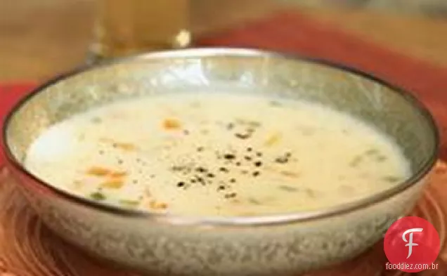 Sopa Cremosa De Queijo Cheddar