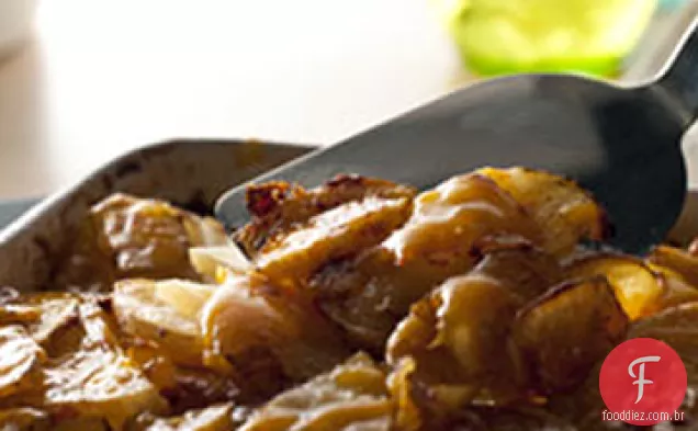 Batata Cheddar e molho assar
