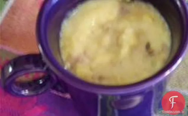 Sopa de milho com salsicha