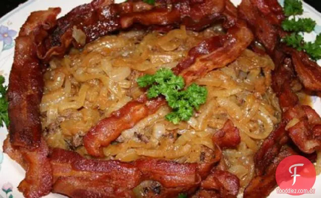 Fígado bovino e cebola de Dee
